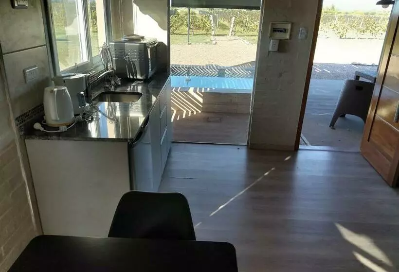 پانسیون Martyniuk Lodges Entre Viñedos