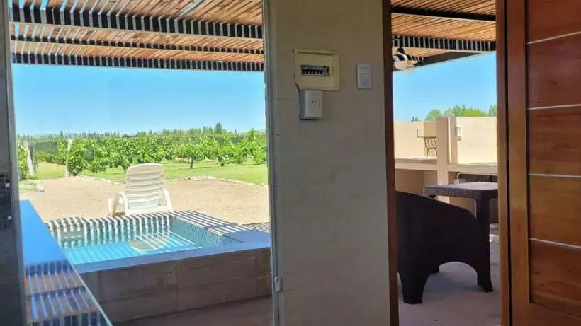 پانسیون Martyniuk Lodges Entre Viñedos