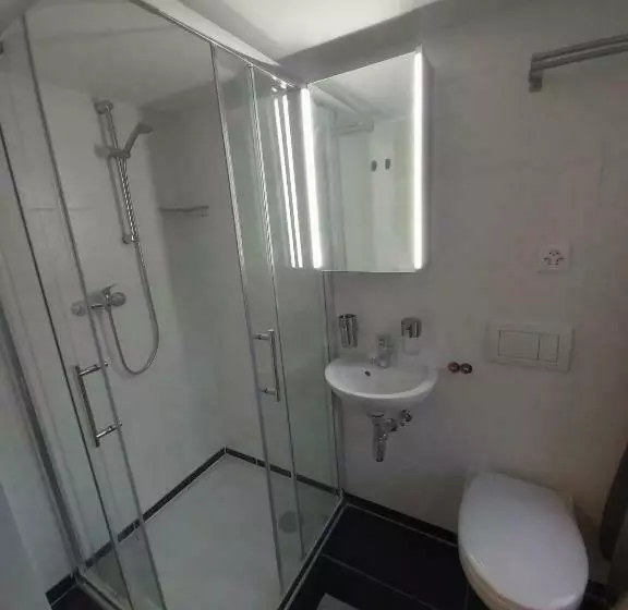 Rössli Self Check In 24 7 Free Parking