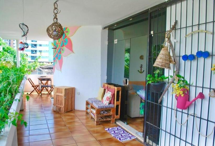 Regiane Beach Pousada Hostel