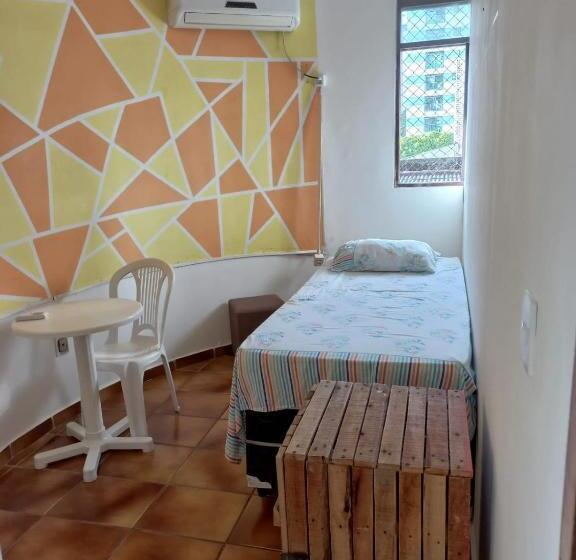 Regiane Beach Pousada Hostel