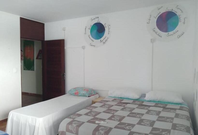 Regiane Beach Pousada Hostel