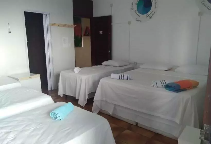 Regiane Beach Pousada Hostel