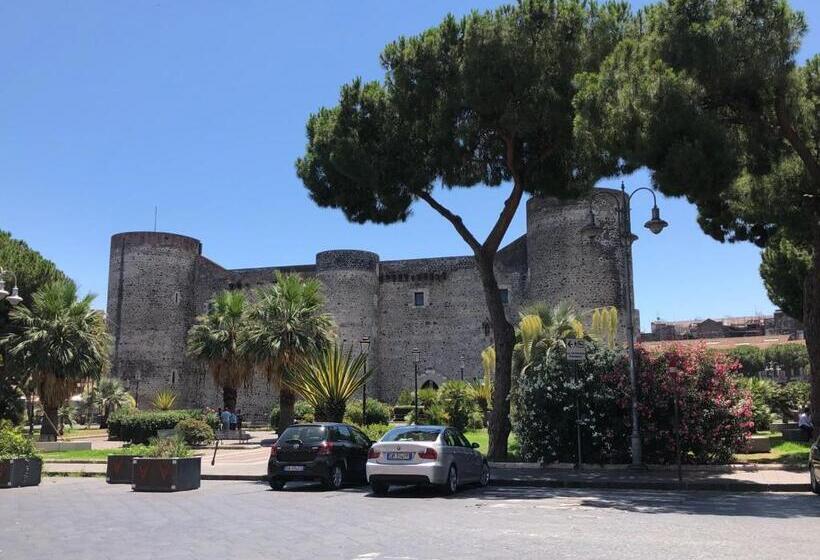 تختخواب و صبحانه Catania Sun & Sea