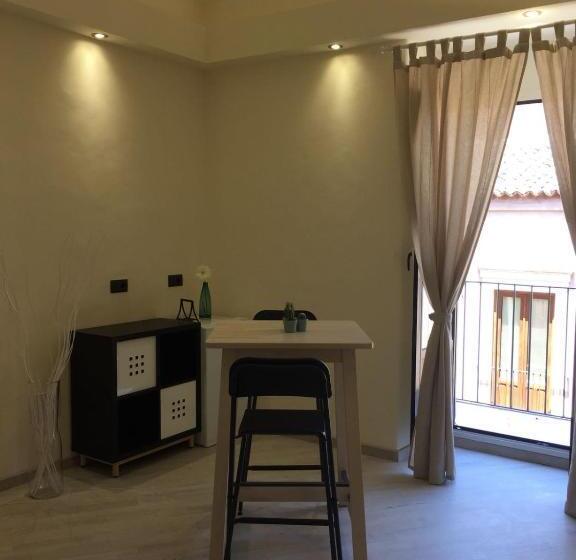 تختخواب و صبحانه Catania Sun & Sea