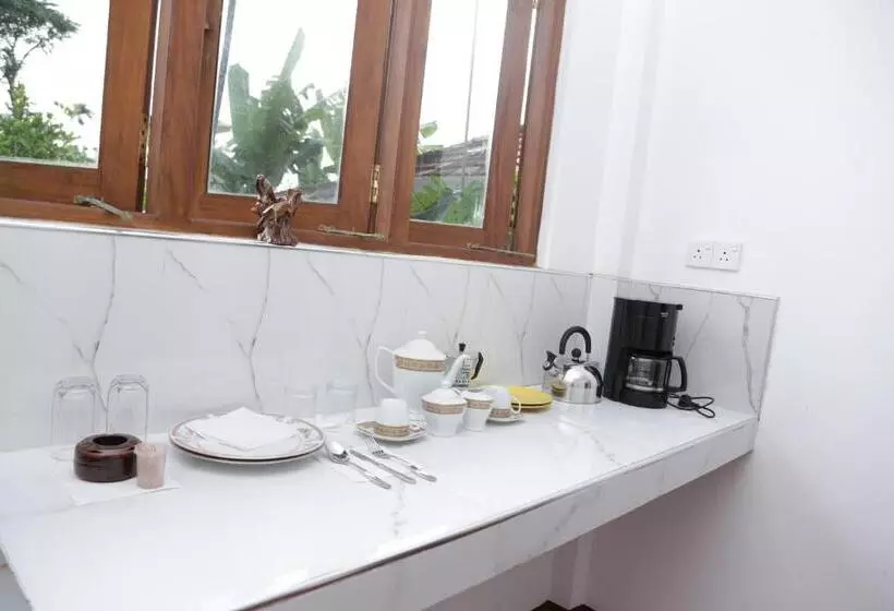 Aamiaismajoitus (B&B) Vivid Lanka