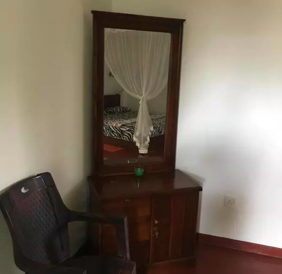 Aamiaismajoitus (B&B) Vivid Lanka