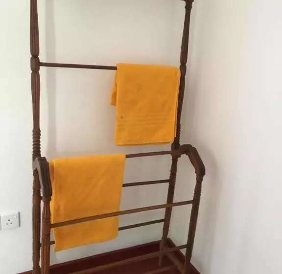 Aamiaismajoitus (B&B) Vivid Lanka