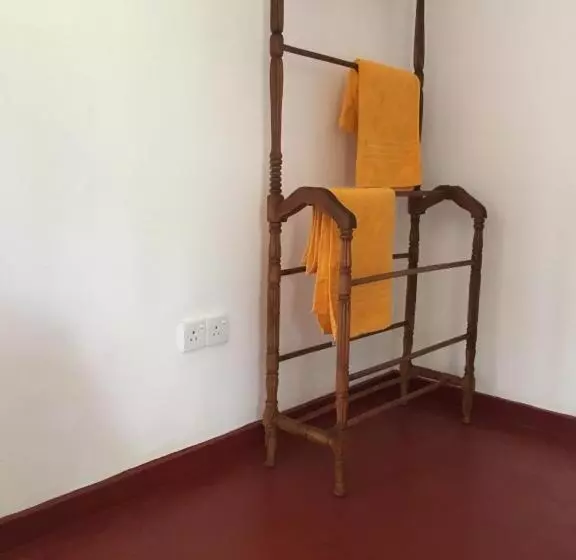 Aamiaismajoitus (B&B) Vivid Lanka