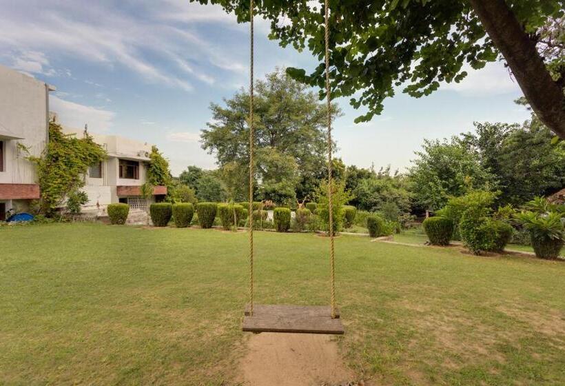 בית מלון כפרי Avanti Retreat  Farm Stay