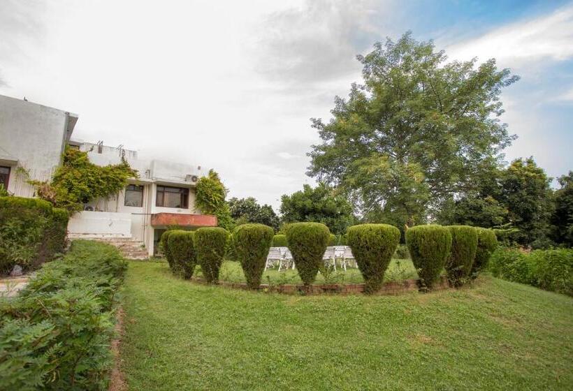 בית מלון כפרי Avanti Retreat  Farm Stay