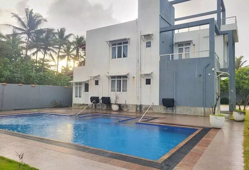 Hotelli Canela Villa