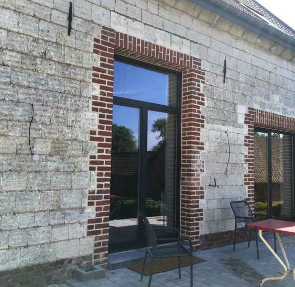 ペンション Gite De Sejour La Grange De Théophile