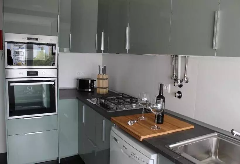 پانسیون Lx Art Flats | Flat Two