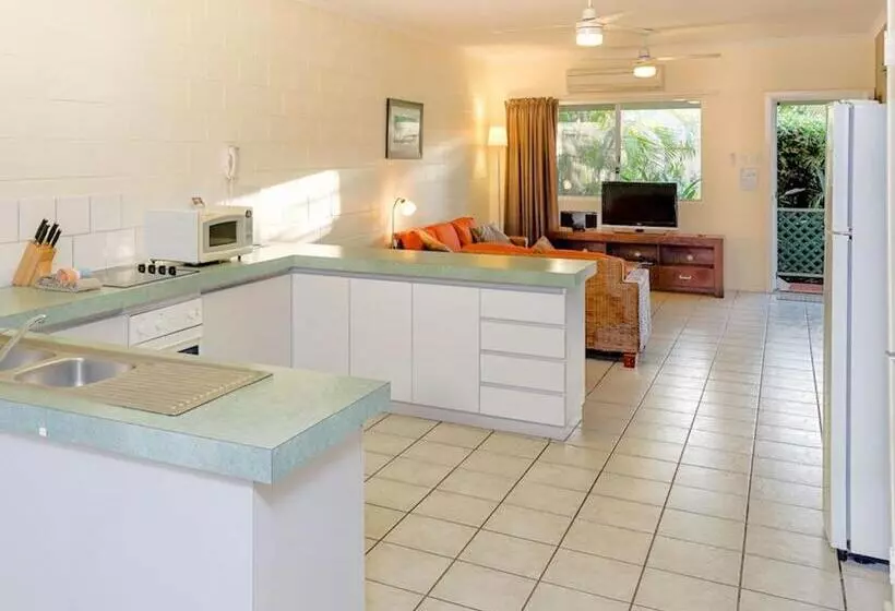 Cable Beachside Villas