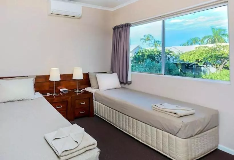 Cable Beachside Villas