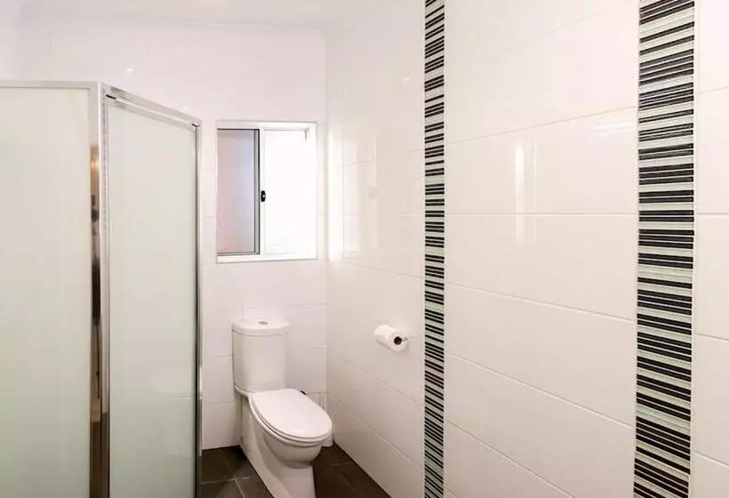 Cable Beachside Villas