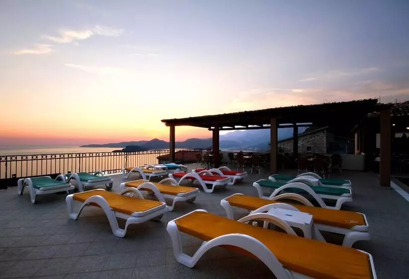 هتل Apartments Djurasevic