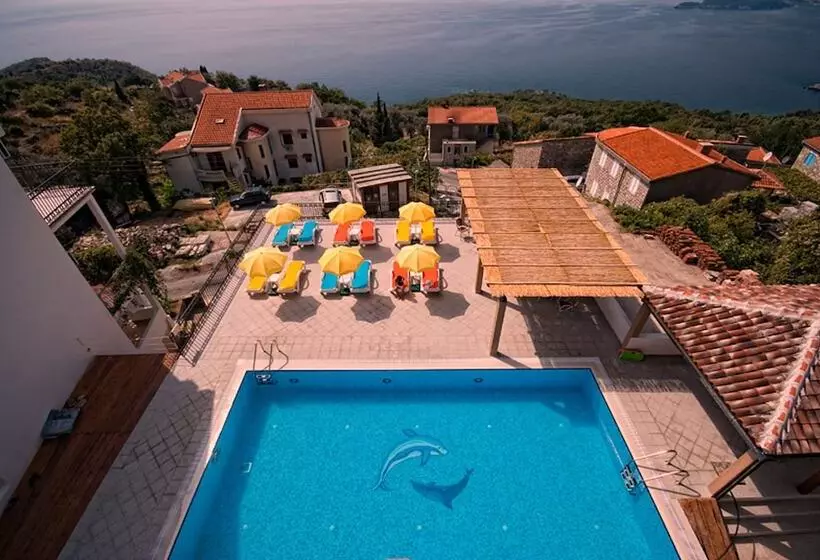 هتل Apartments Djurasevic