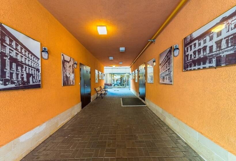 فندق Cronwell Inn Stremyannaya