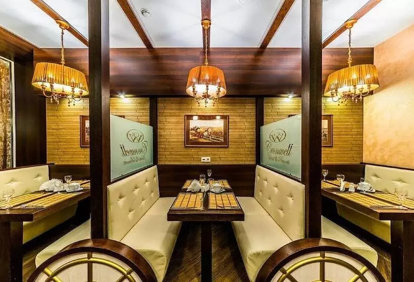 호텔 Cronwell Inn Stremyannaya