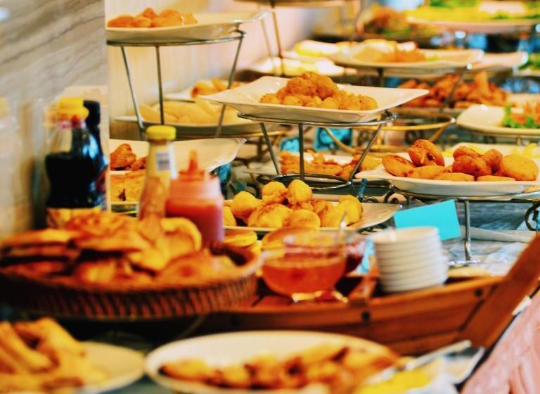 هتل Hanoi La Rosa