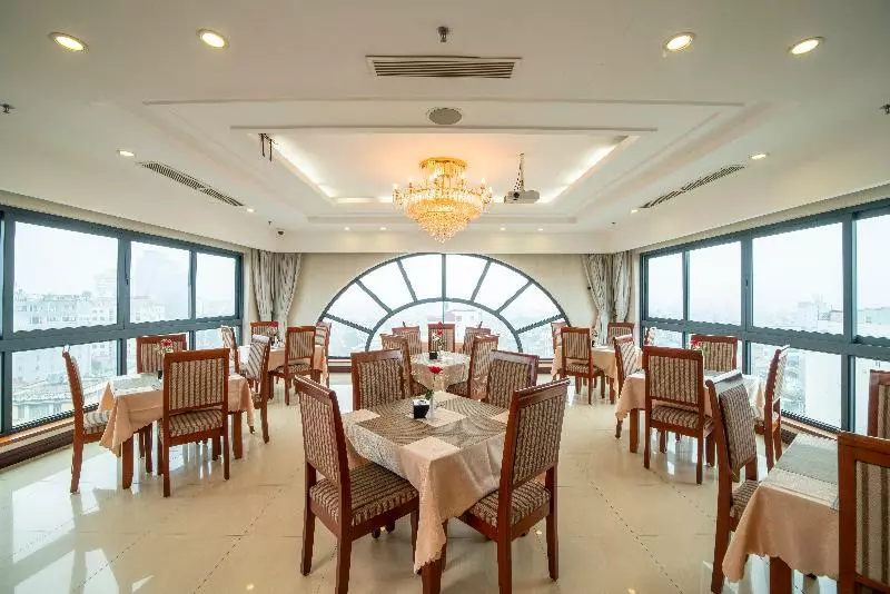 هتل Hanoi La Rosa