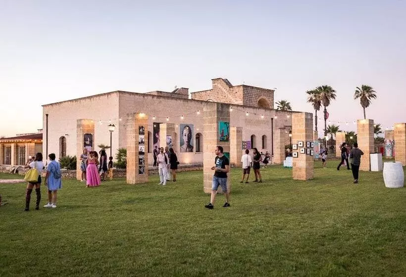 هتل La Restuccia Masseria Urban