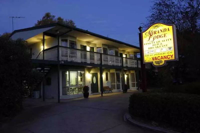 호텔 Miranda Lodge