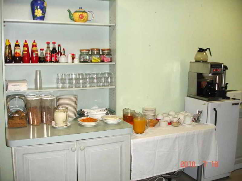 Отель Miranda Lodge