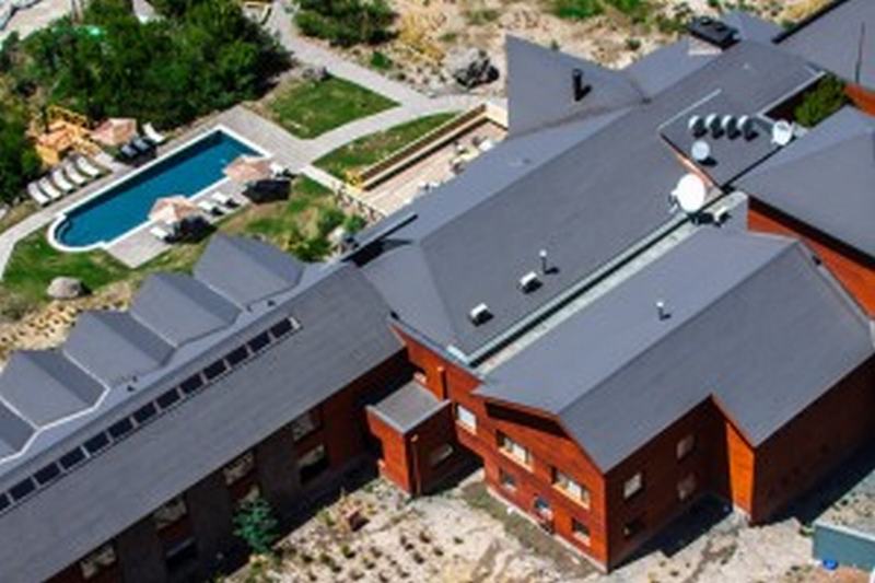 فندق Noi Puma Lodge