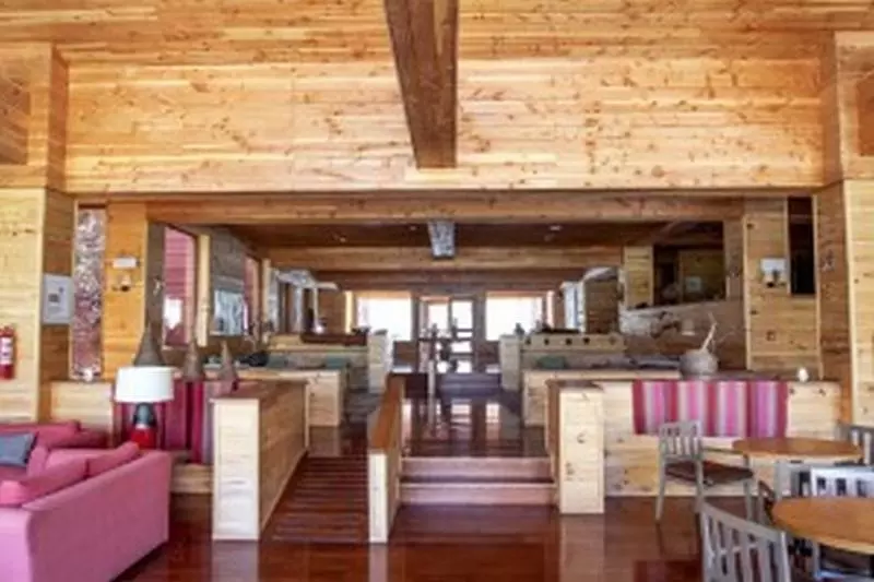 Szálloda Noi Puma Lodge