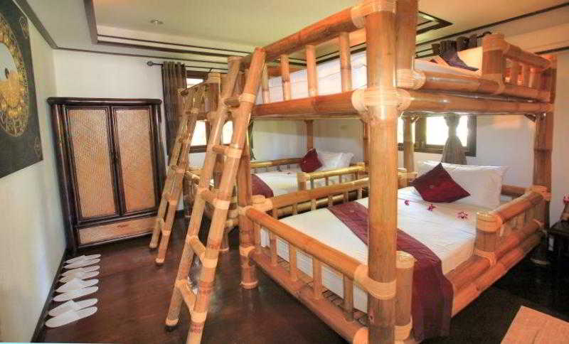 هتل Paradise Island Estate