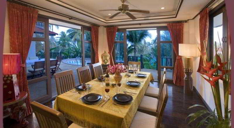 هتل Paradise Island Estate