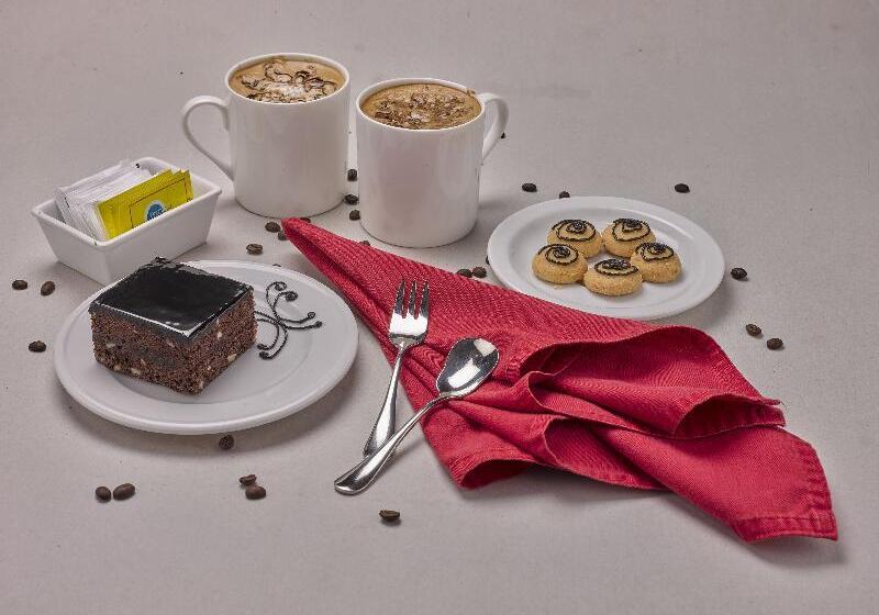 هتل Platinum Suites