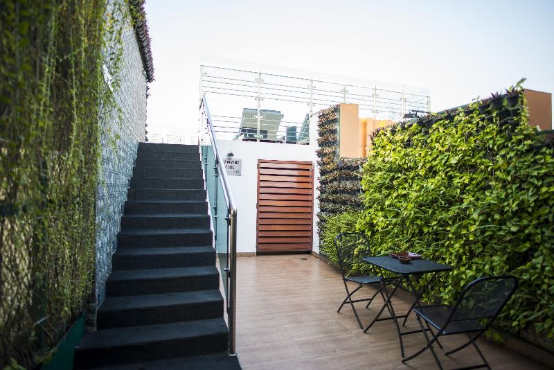 هتل Platinum Suites