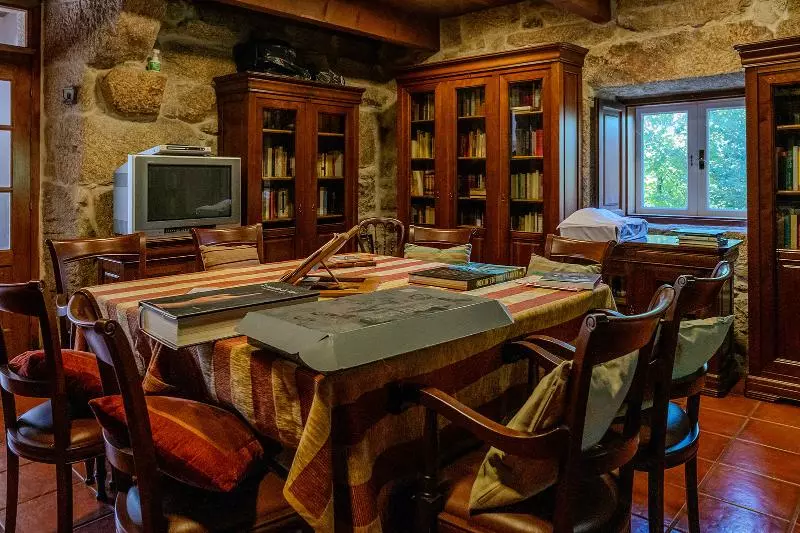 فندق ريفى Casa Rural O Pozo