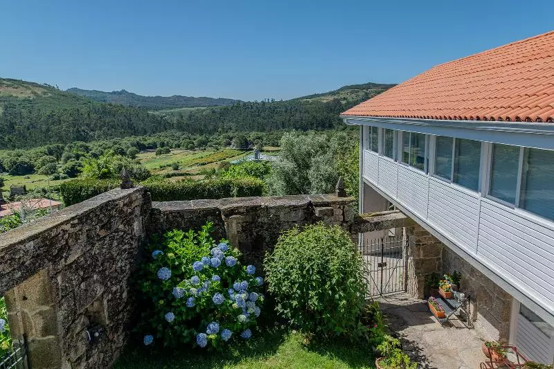 فندق ريفى Casa Rural O Pozo