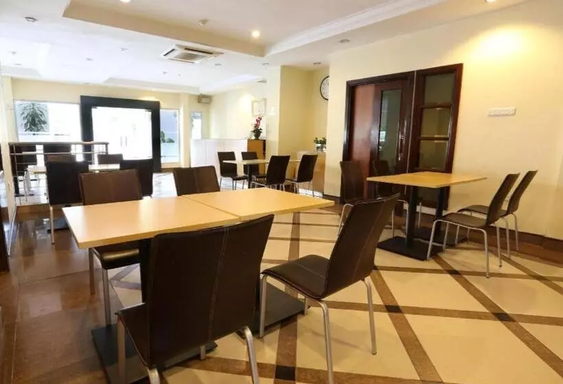 Triniti Hotel Batam