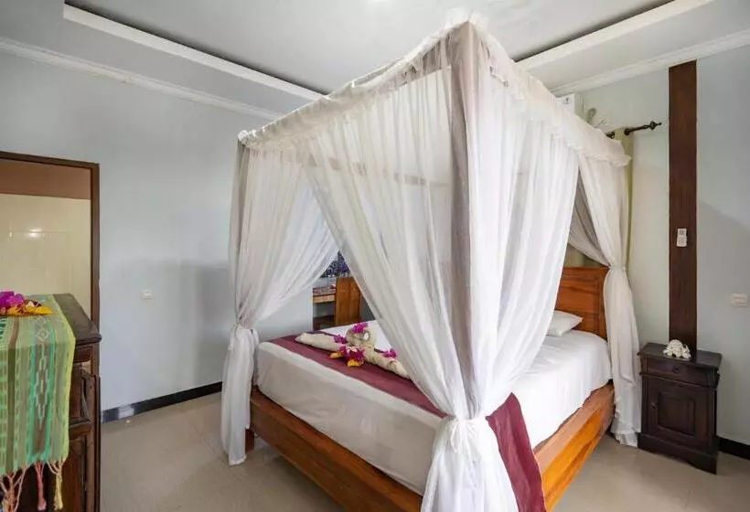 Mushroom Beach Bungalows