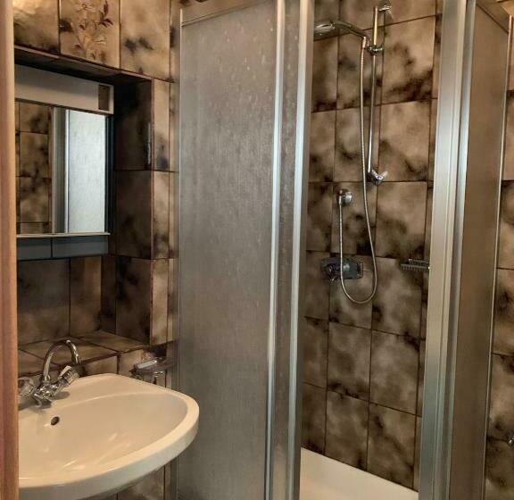 호스텔 Gasthof Gemse