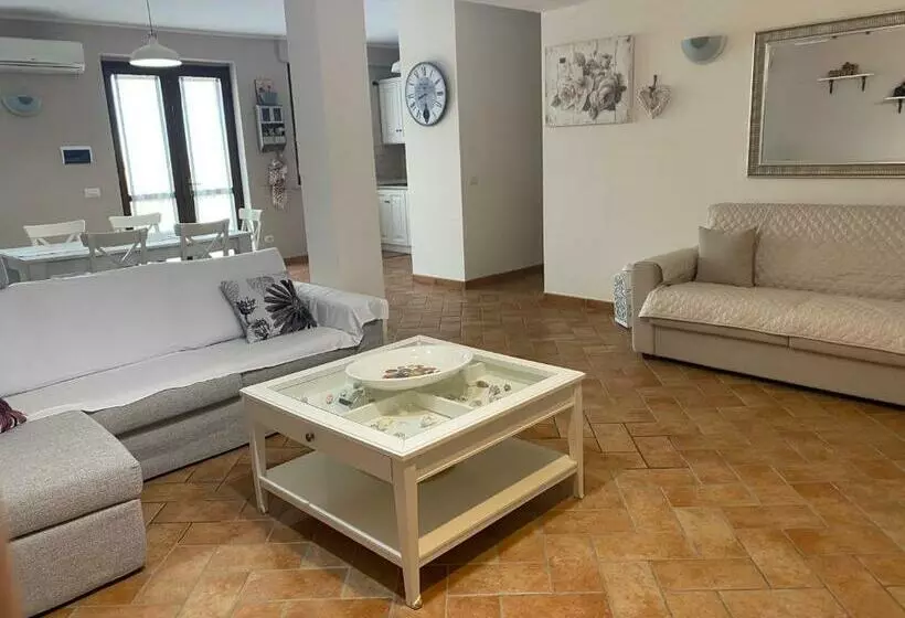 ホテル Agriturismo Colle D  Oro