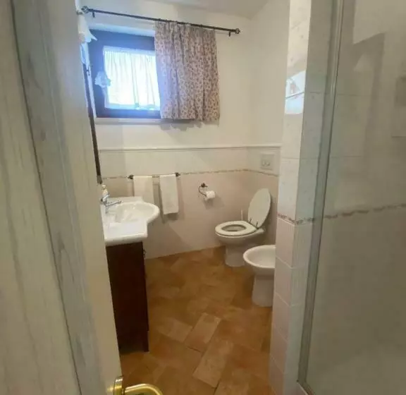 ホテル Agriturismo Colle D  Oro