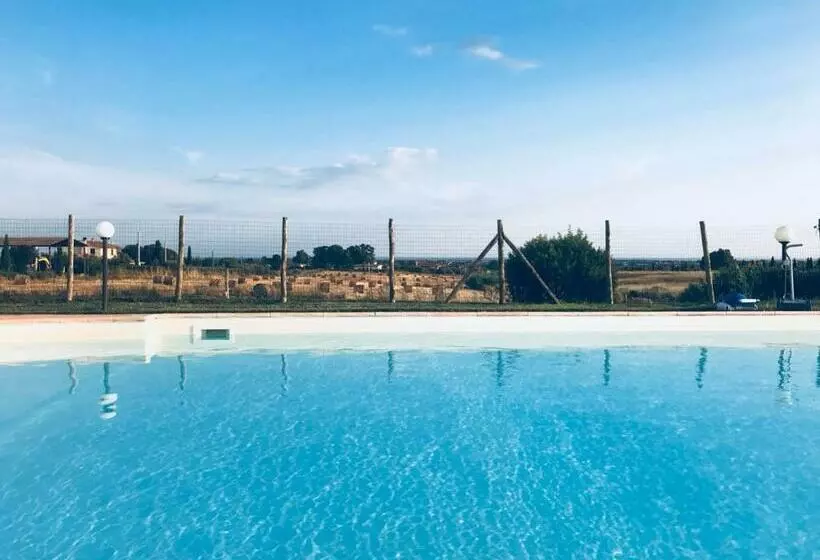 ホテル Agriturismo Colle D  Oro
