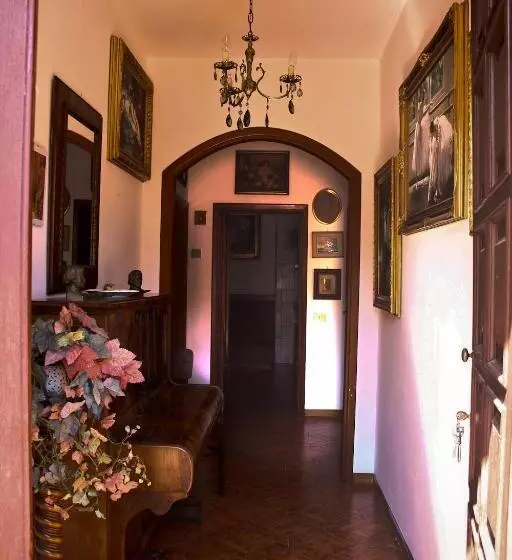 پانسیون Morianese Residence