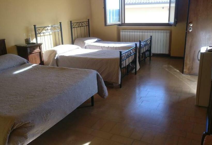 פנסיון Punta Aderci Rooms