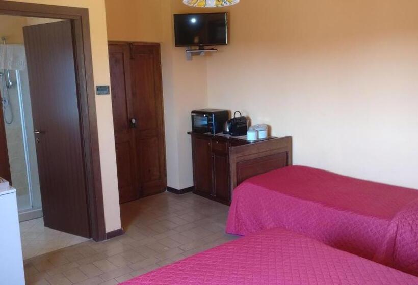 פנסיון Punta Aderci Rooms