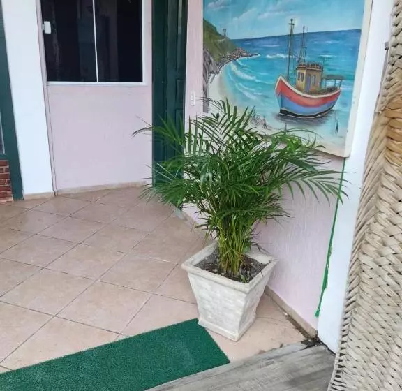 پانسیون Suites Malibu