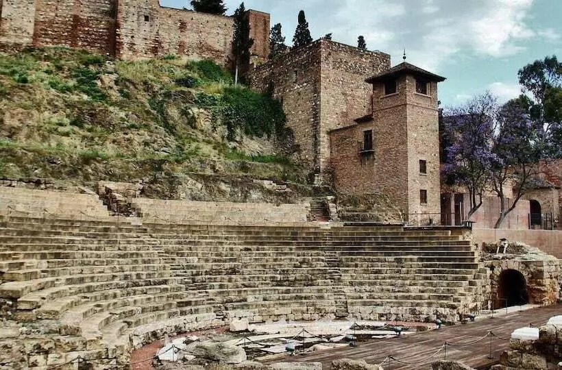 Apartamentos Suites Oficentro