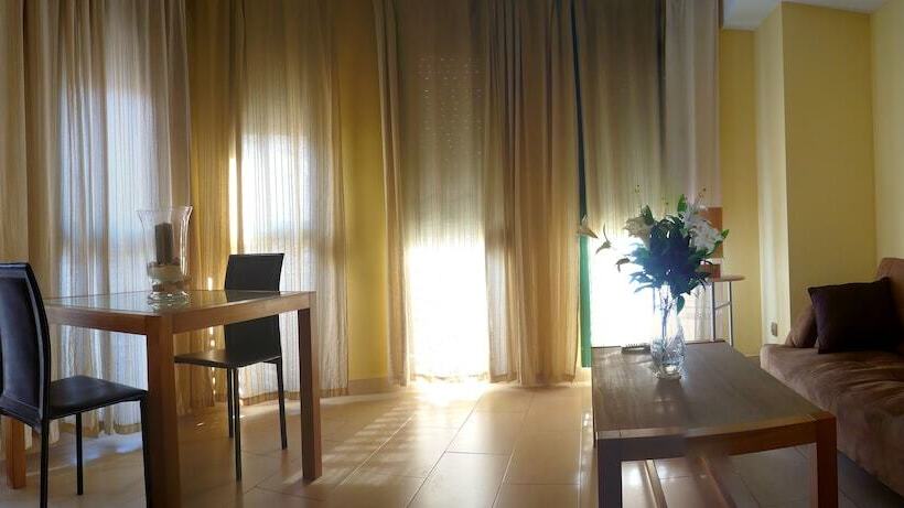 Apartamentos Suites Oficentro